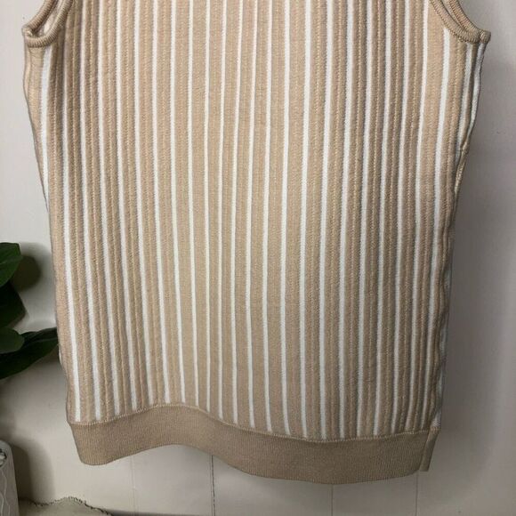 Bebe Women's Lite Tan Striped Sleeveless Turtleneck Sweater Top Size Small - Picture 4 of 5